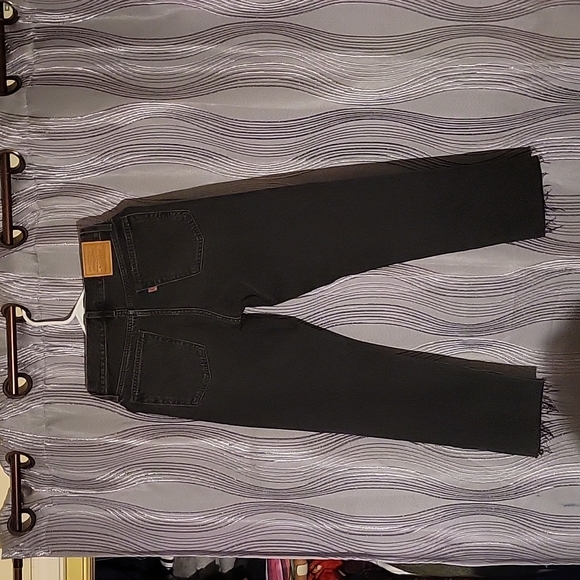 Levi's Wedgie Straight Jeans - Picture 2 of 3